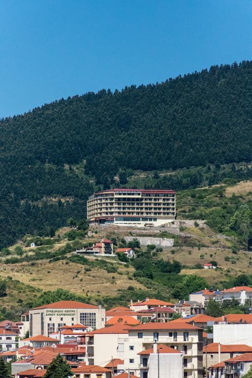 Hotel Lecadin Karpenísion Esterno foto